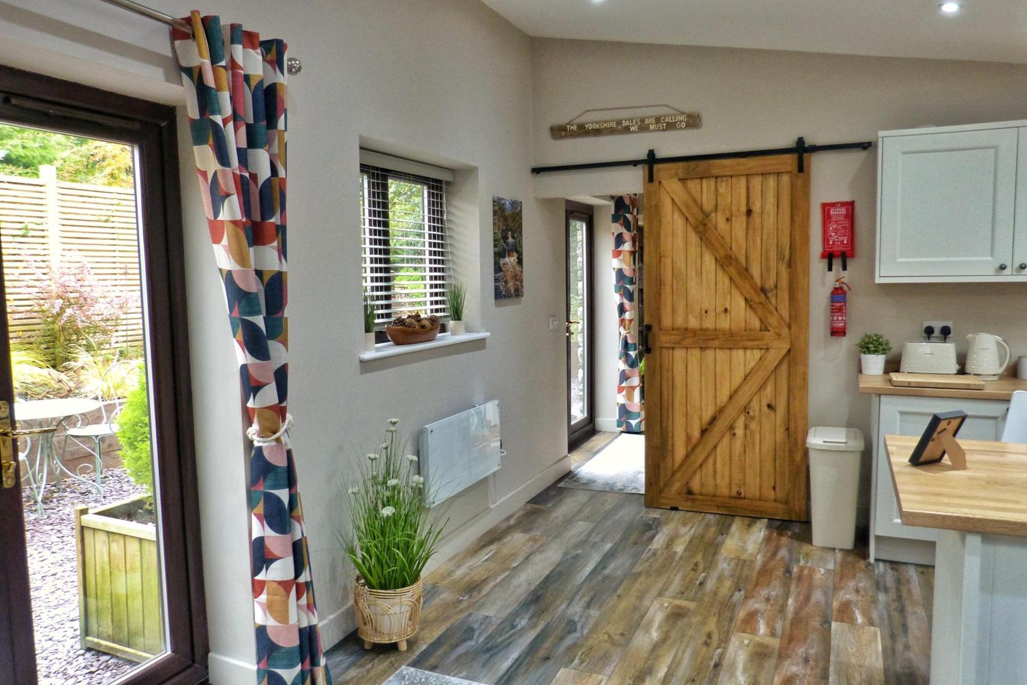The Nicky Nook Cosy Private Hideaway Heart Of Village Ингълтън Екстериор снимка